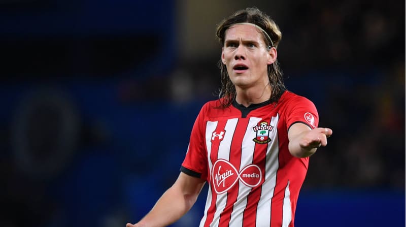 Jannik Vestergaard bắt đầu sự nghiệp quốc tế từ đội trẻ Đan Mạch