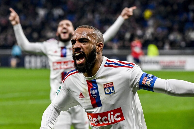 Olympique Lyonnais mừng chiến thắng