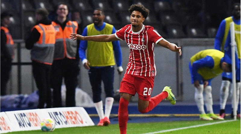 Từ tài năng trẻ vô danh đến niềm hy vọng mới của SC Freiburg