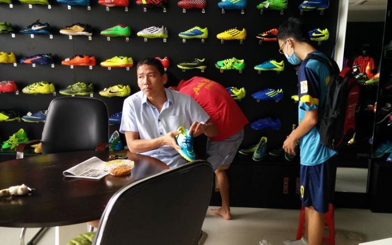 Cầu thủ xây dựng thương hiệu thể thao AD Sport