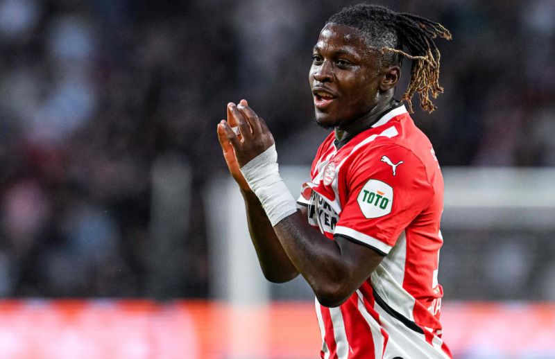 Phong cách thi đấu của Bakayoko nổi bật với tốc độ, kỹ thuật và khả năng tạo đột biến bên hành lang cánh