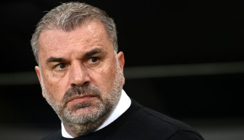 Ange Postecoglou là HLV người Úc đang dẫn dắt Tottenham với lối chơi tấn công hiện đại và chủ động