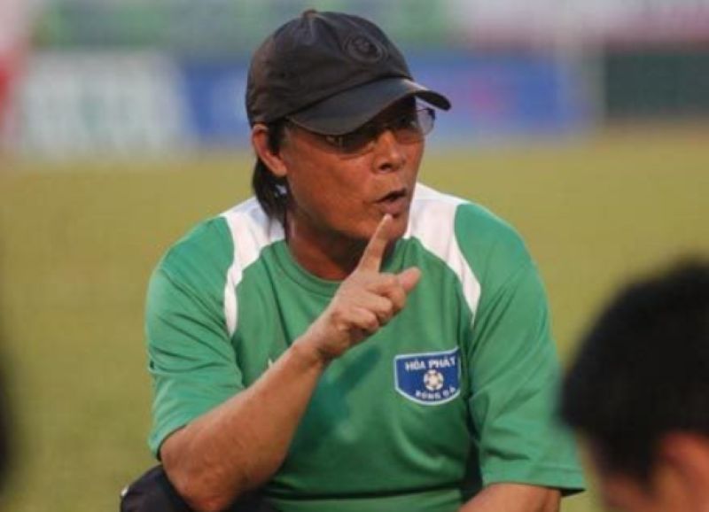 Dẫn dắt nhiều đội bóng với trái tim và bản lĩnh