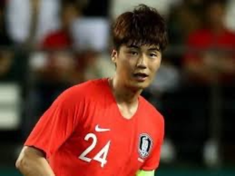 Ki Sung-yueng sở hữu kinh nghiệm thi đấu quốc tế dày dặn 