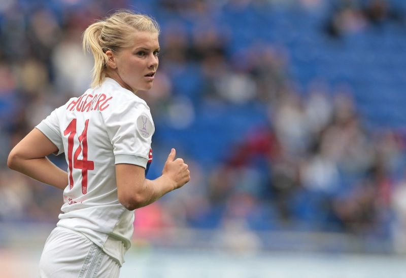 Ada Hegerberg là nữ tiền đạo nổi tiếng với khả năng ghi bàn xuất sắc trong màu áo Lyon