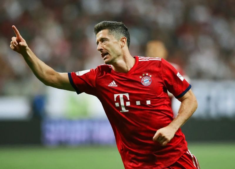 Robert Lewandowski là sát thủ săn bàn hàng đầu của bóng đá thế giới