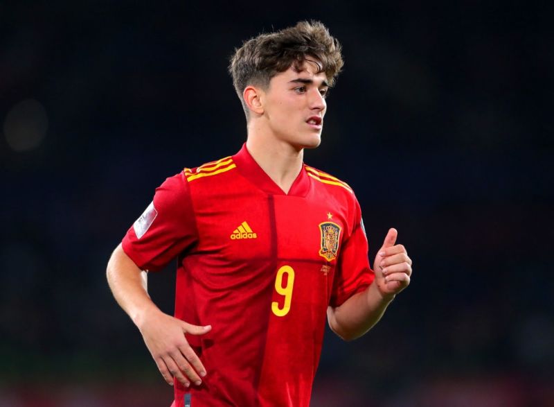 Gavi Páez đang khẳng định mình là tiền vệ trung tâm xuất sắc của Barcelona