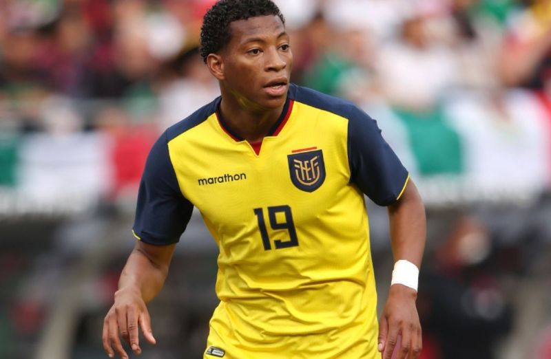 Với nhãn quan chiến thuật và khả năng tạo đột biến, Gonzalo Plata luôn là mối đe dọa đáng gờm nơi hành lang cánh